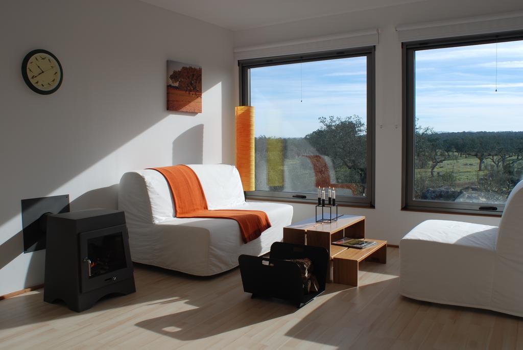 Bubulcus And Bolotas - Off Grid Nature Holiday Home Vimieiro  Bagian luar foto